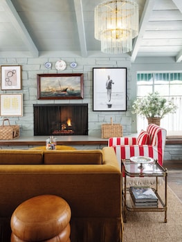 Le Petit Pali At Ocean Ave,Carmel-By-The-Sea>>Carmel,4 star