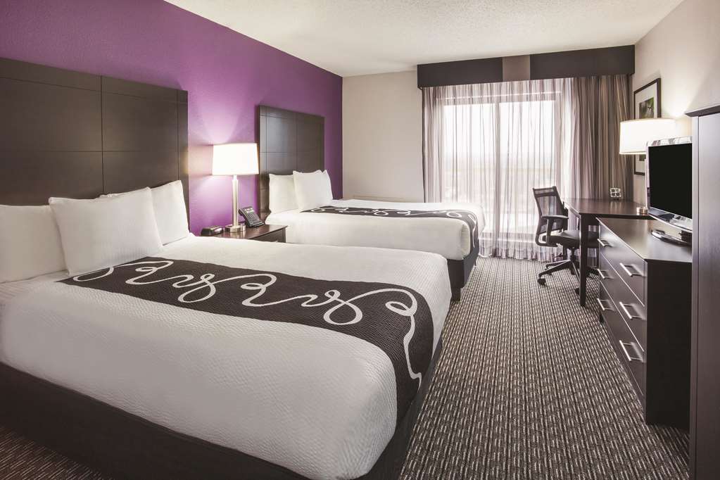 la quinta inn and suites by wyndham minneapolis bloomington w