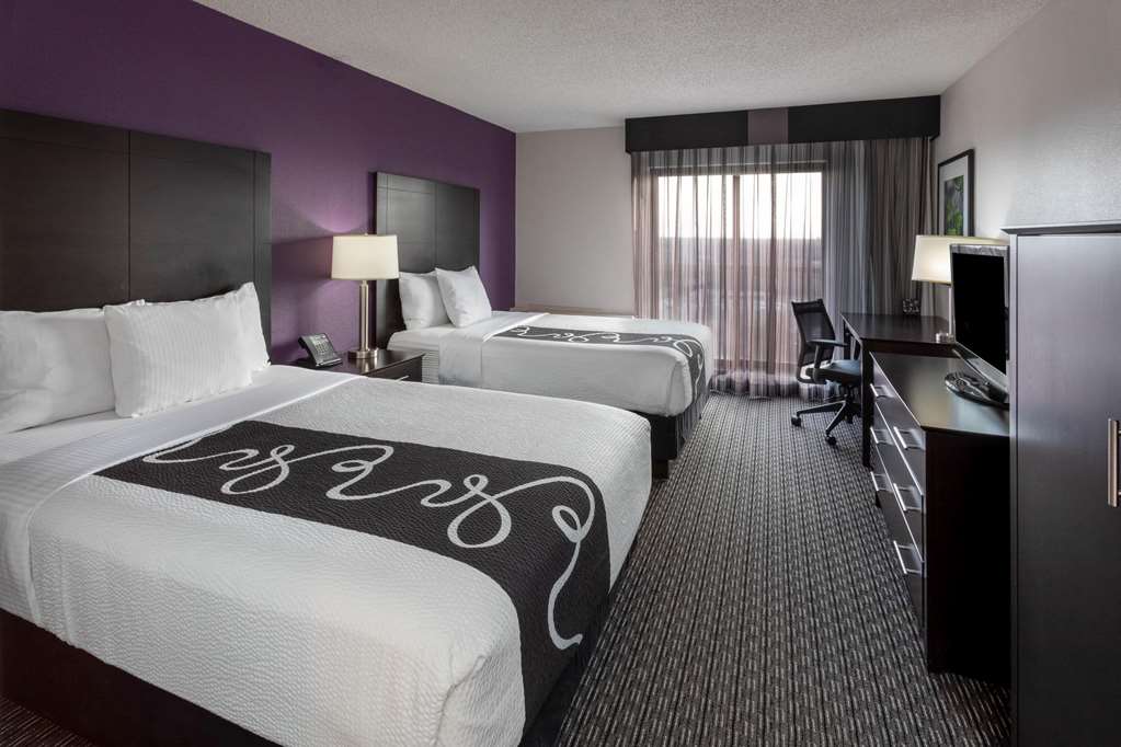la quinta inn and suites by wyndham minneapolis bloomington w