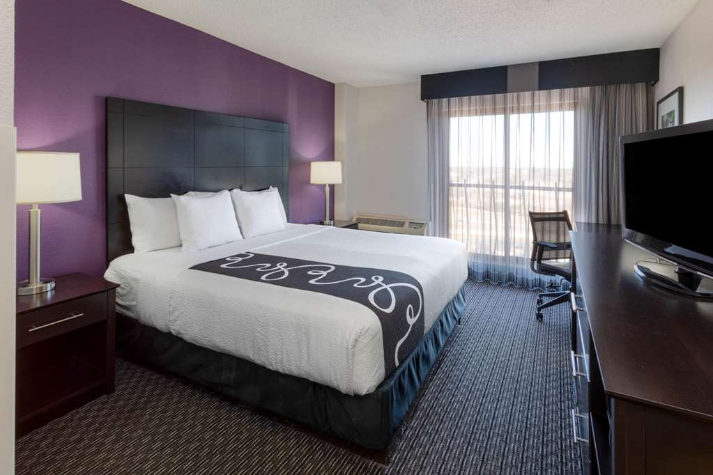 la quinta inn and suites by wyndham minneapolis bloomington w
