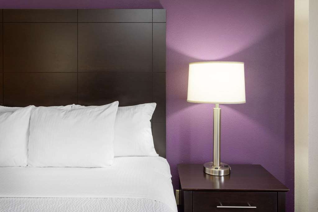 la quinta inn and suites by wyndham minneapolis bloomington w