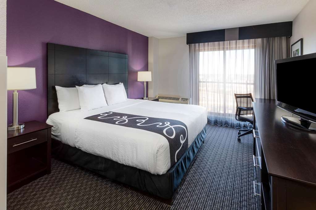 la quinta inn and suites by wyndham minneapolis bloomington w