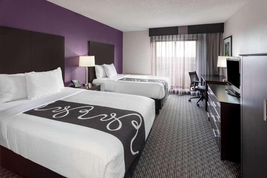 la quinta inn and suites by wyndham minneapolis bloomington w