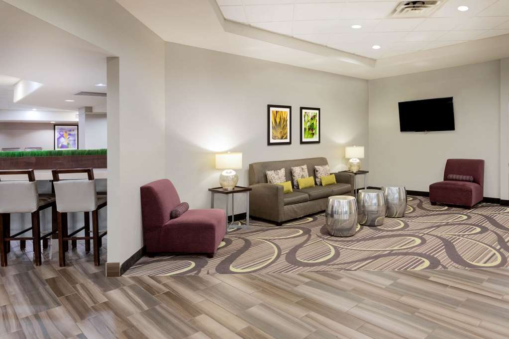 la quinta inn and suites by wyndham minneapolis bloomington w