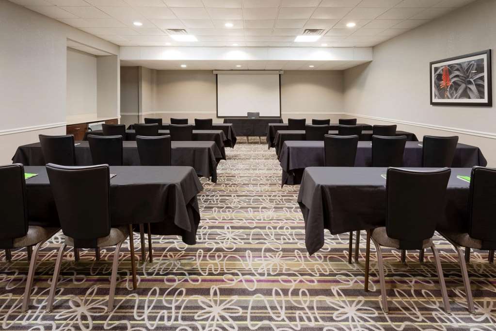 la quinta inn and suites by wyndham minneapolis bloomington w