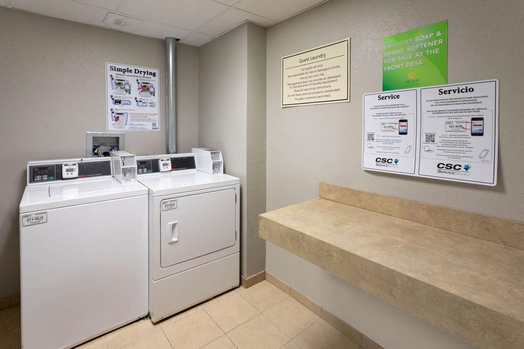 la quinta inn and suites by wyndham minneapolis bloomington w