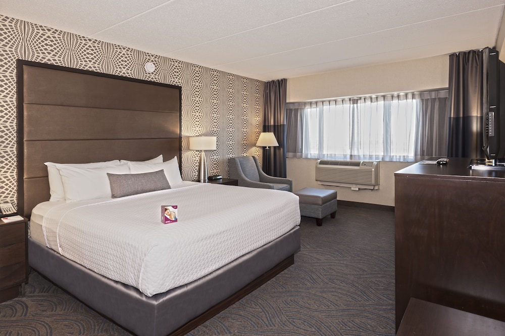 crowne plaza aire msp airport mall of america