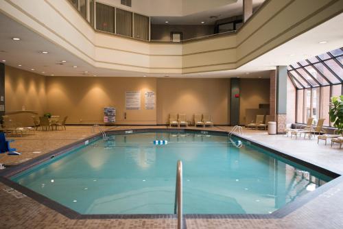 crowne plaza aire msp airport mall of america