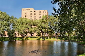 doubletree by hilton minneapolis park place