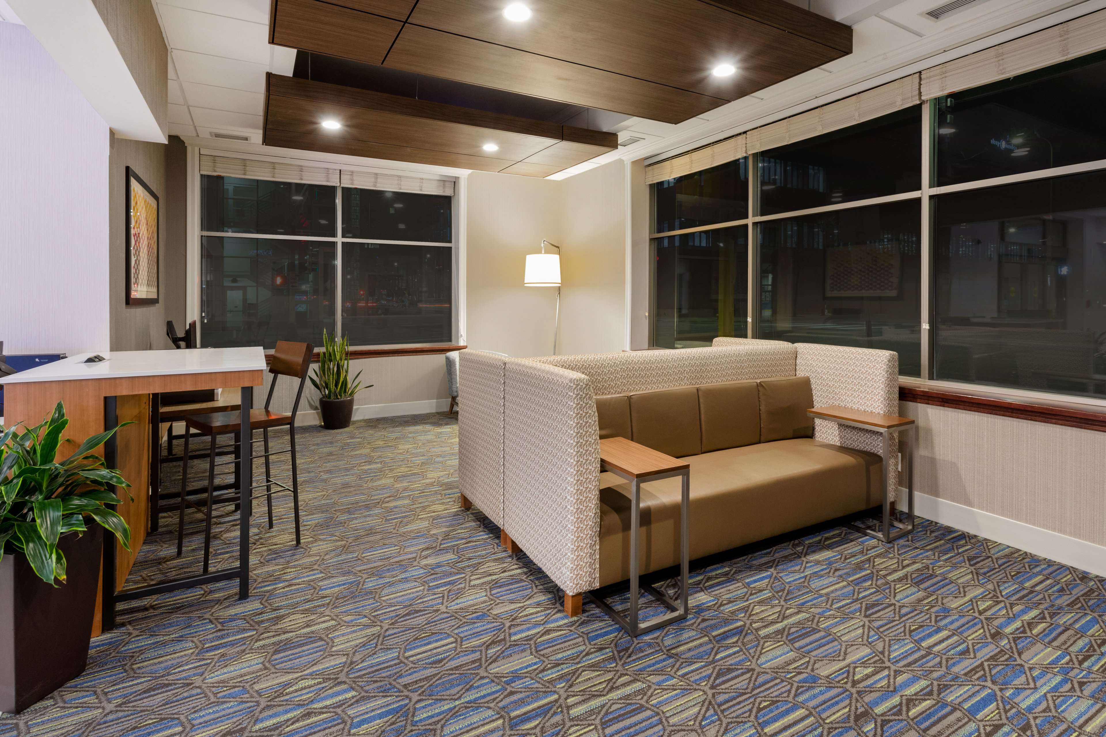 holiday inn express hotel and suites downtown minneapolis by ihg