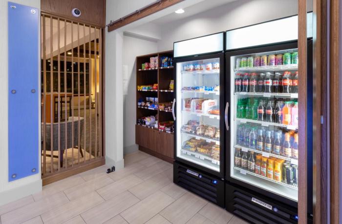 holiday inn express hotel and suites downtown minneapolis by ihg
