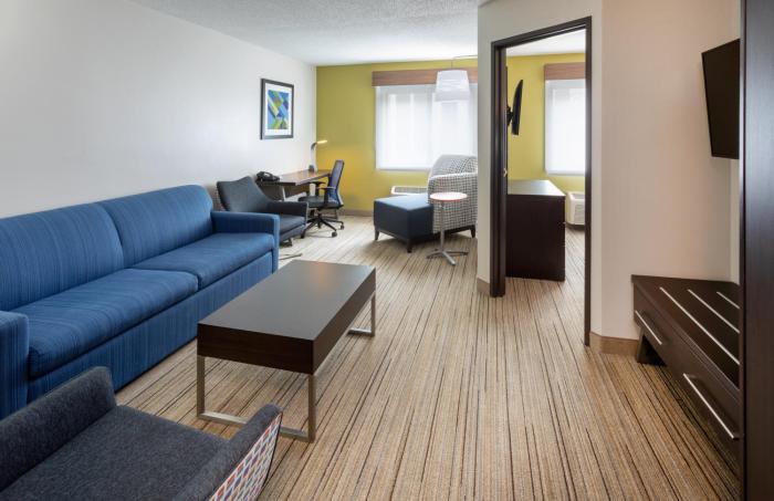 holiday inn express hotel and suites downtown minneapolis by ihg