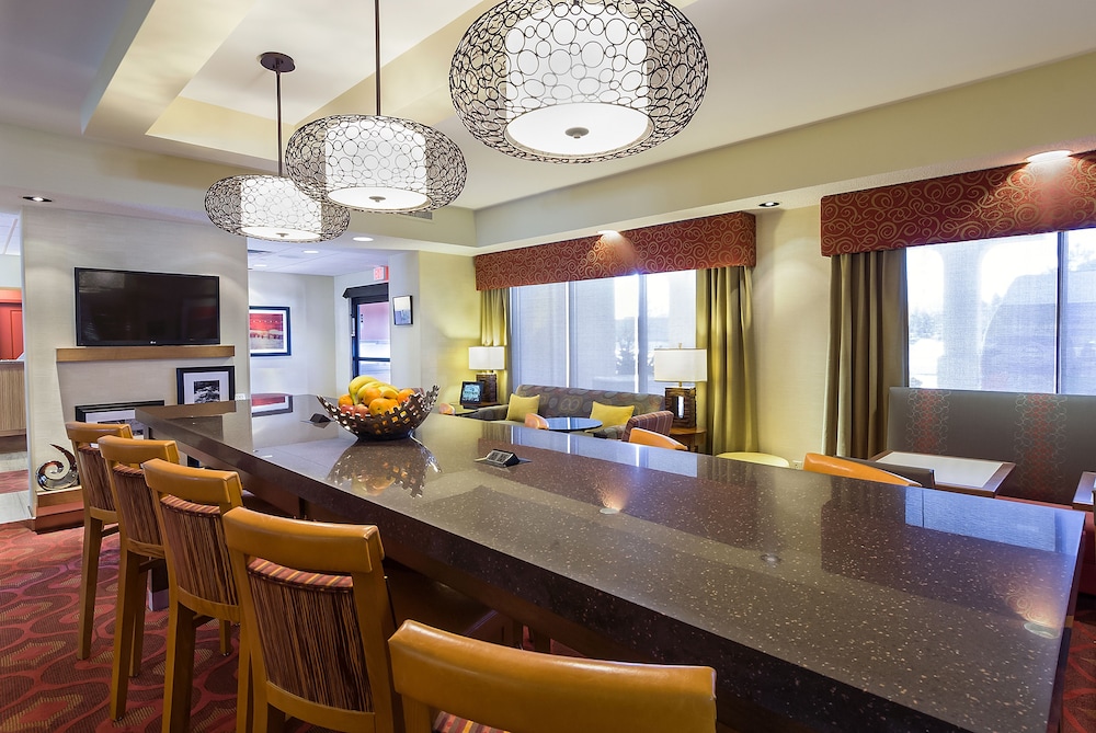 hampton inn by hilton minneapolis eagan
