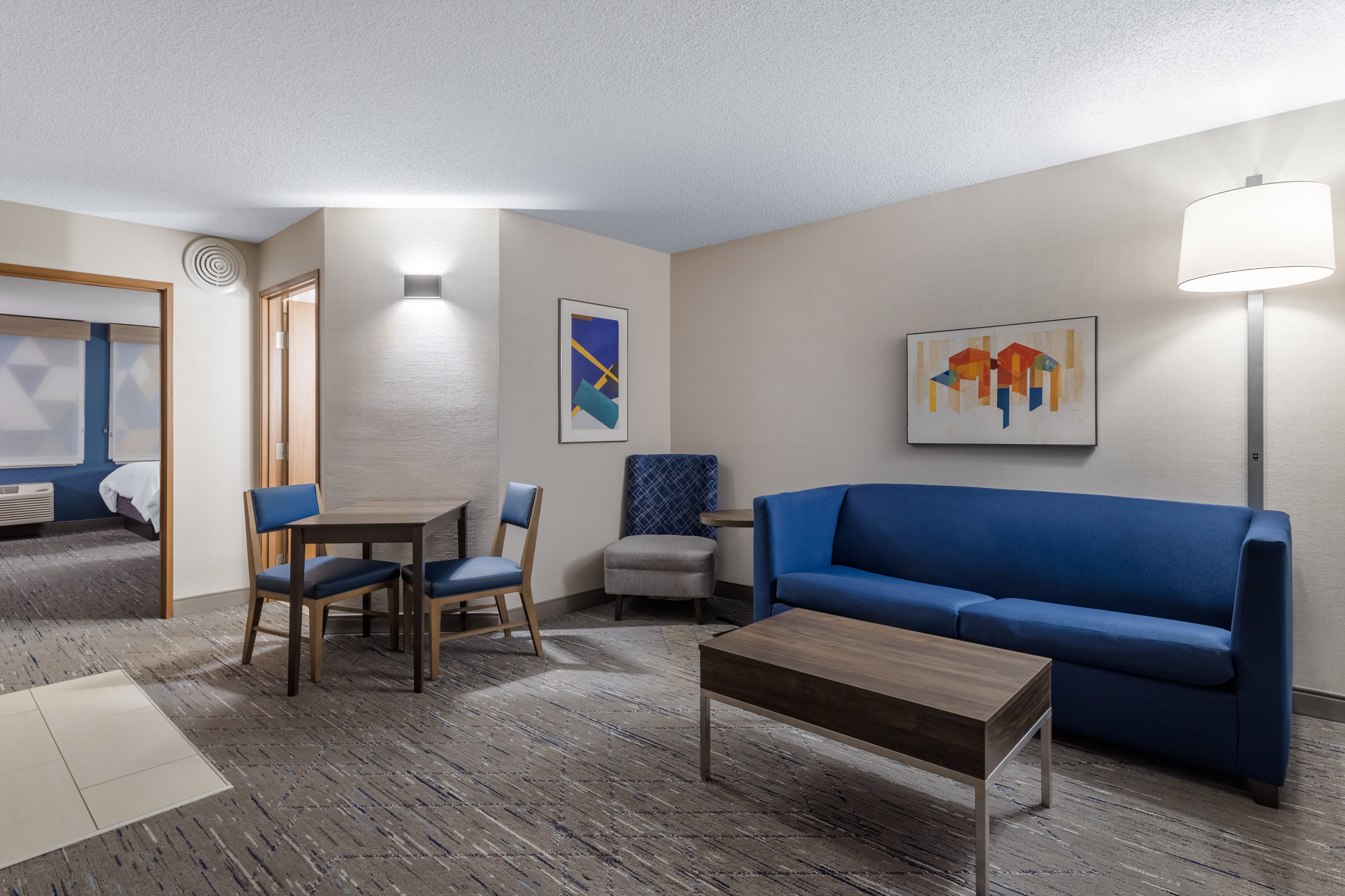 holiday inn express and suites vadnais heights by ihg