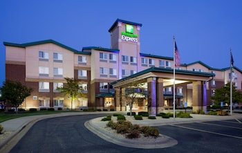 Holiday Inn Express & Suites Vadnais Heights By Ihg,Minneapolis - St. Paul>>Minneapolis,3 star