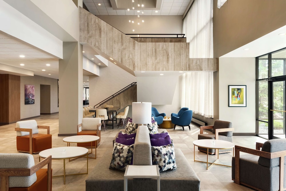 doubletree by hilton st paul east