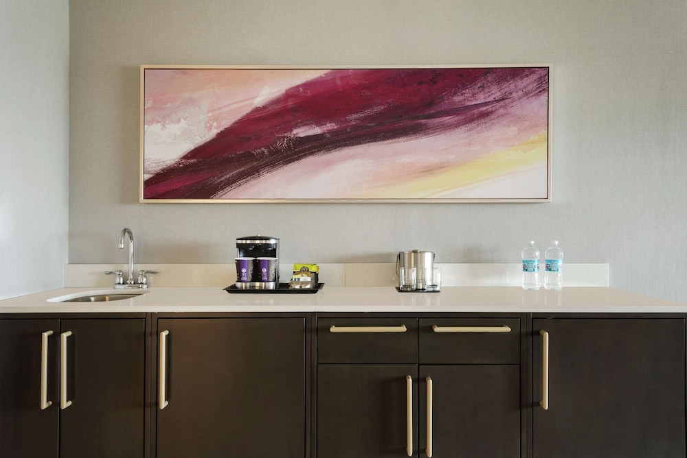 doubletree by hilton st paul east