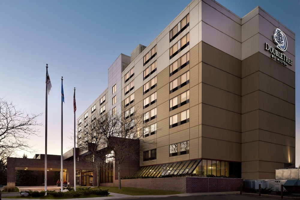 doubletree by hilton st paul east