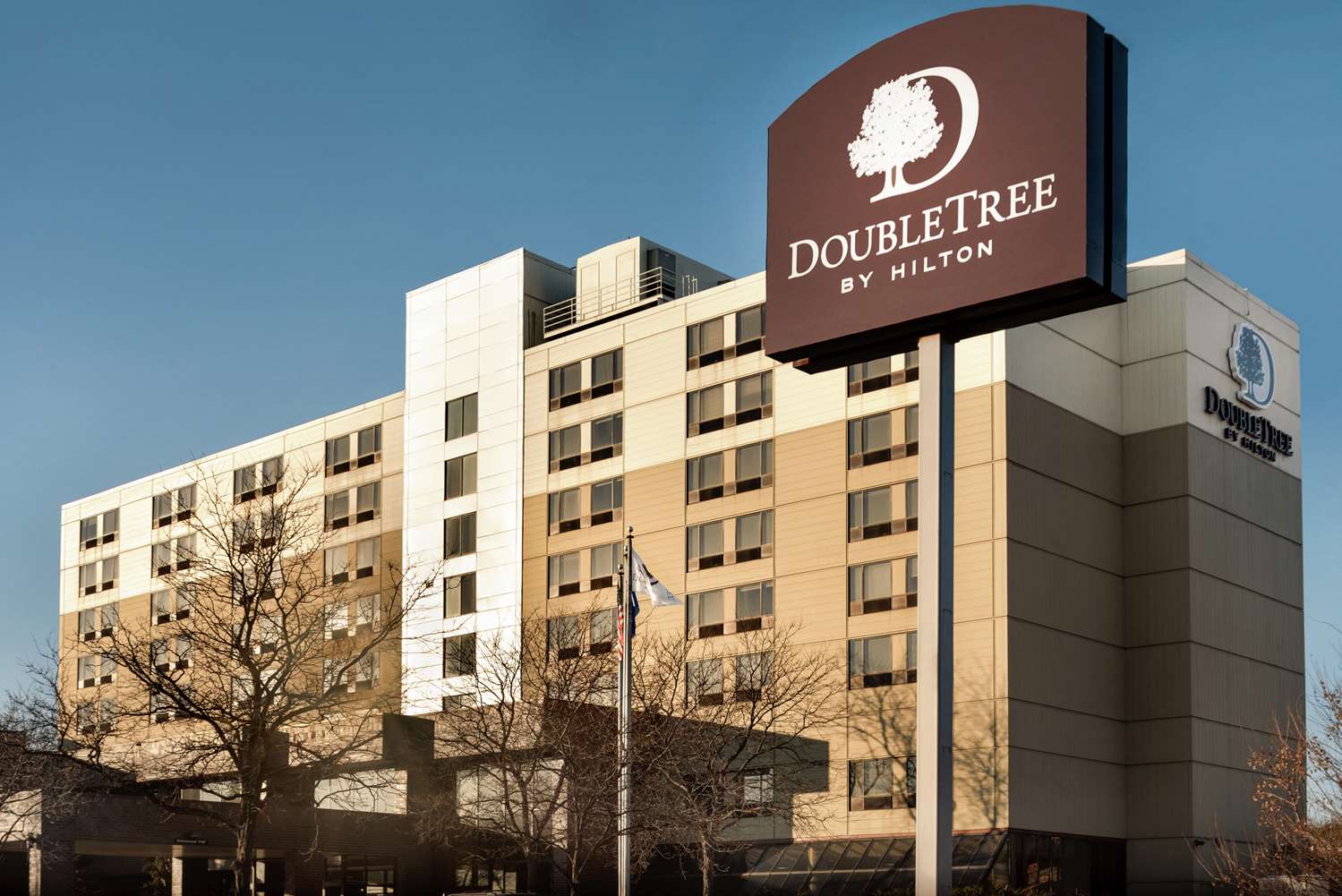 doubletree by hilton st paul east