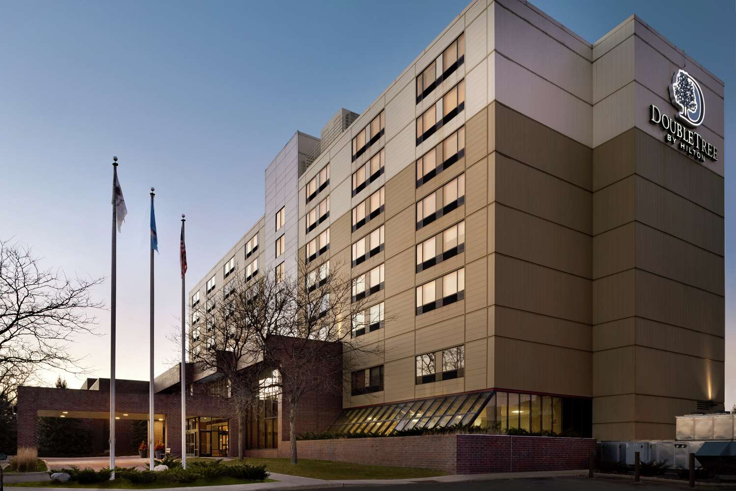 doubletree by hilton st paul east
