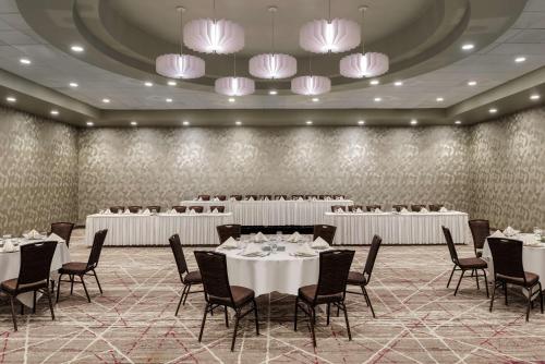 doubletree by hilton st paul east