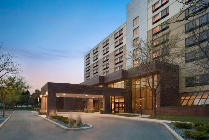doubletree by hilton st paul east