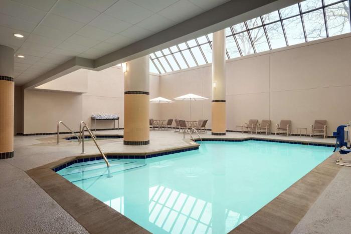 doubletree by hilton st paul east