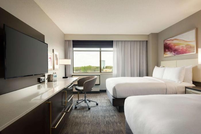 doubletree by hilton st paul east