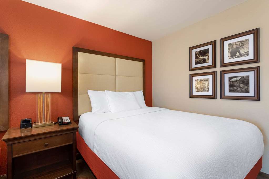 la quinta inn and suites by wyndham pigeon forge