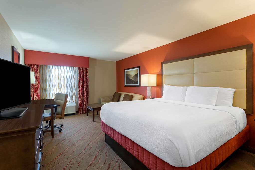 la quinta inn and suites by wyndham pigeon forge