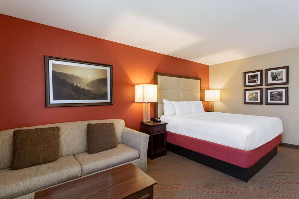 la quinta inn and suites by wyndham pigeon forge