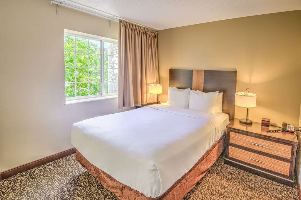 leconte hotel and convention center ascend hotel collection