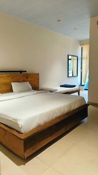 calangute beach resort