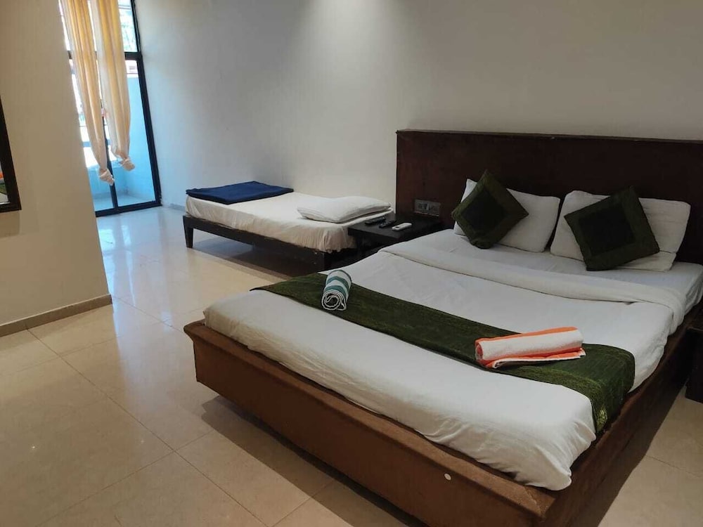 calangute beach resort