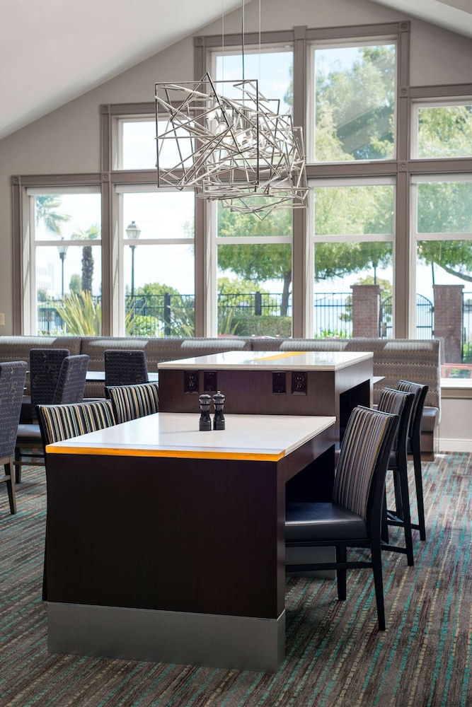 sonesta es suites san francisco airport oyster point waterfront