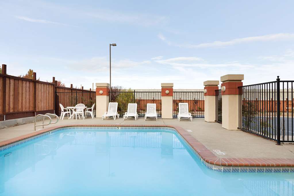 country inn and suites by radisson san carlos ca