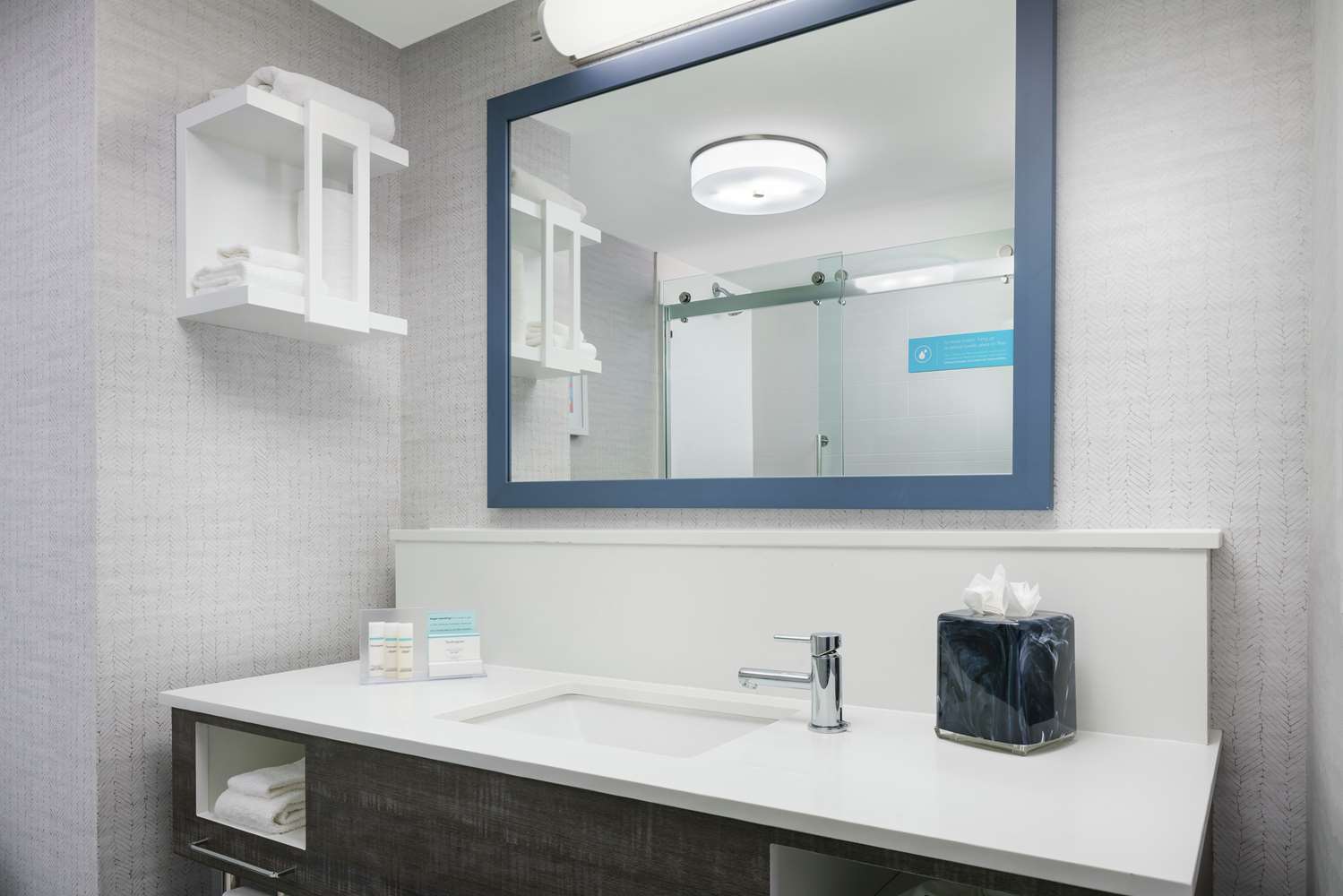 hampton inn and suites tampa ybor city downtown