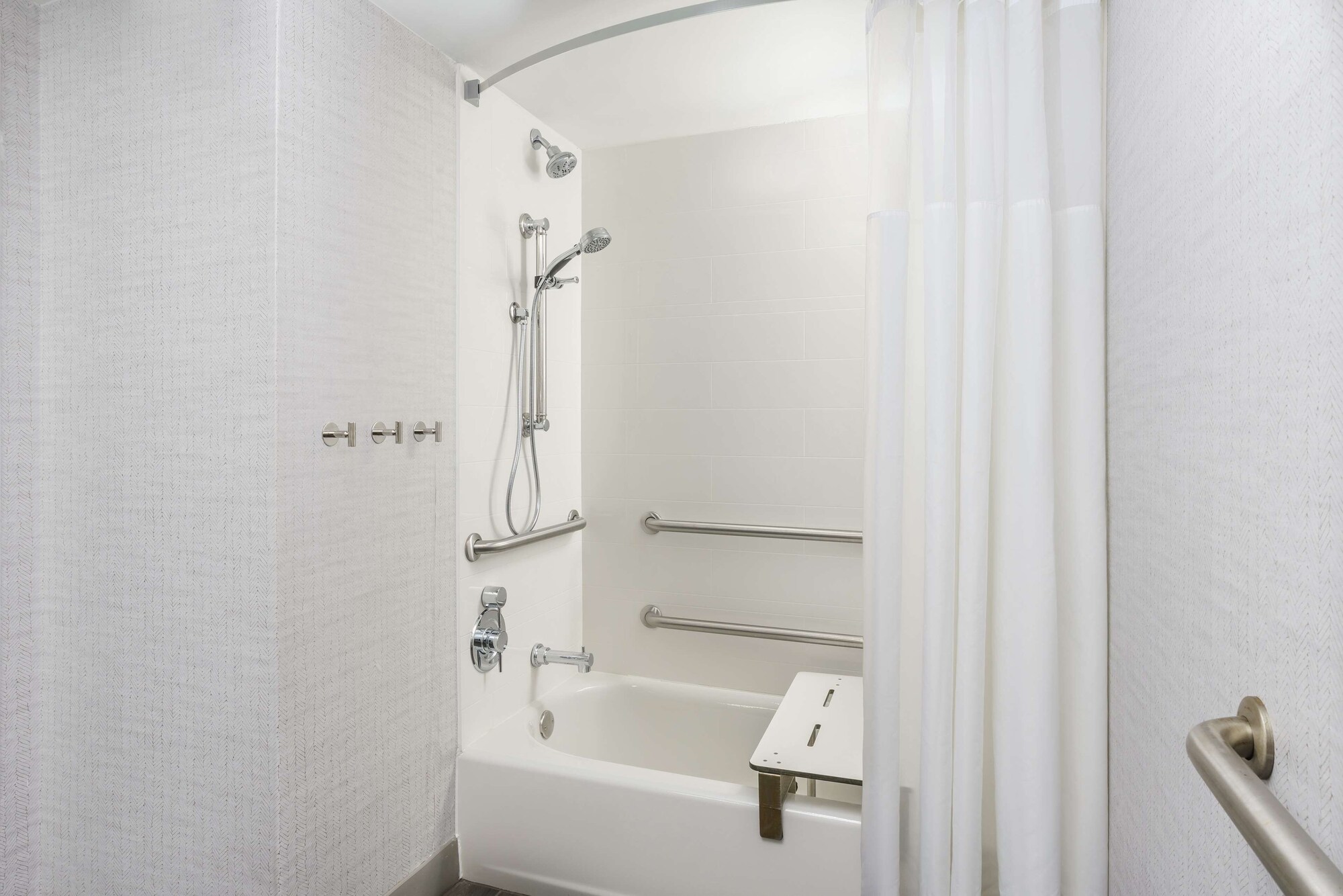 hampton inn and suites tampa ybor city downtown