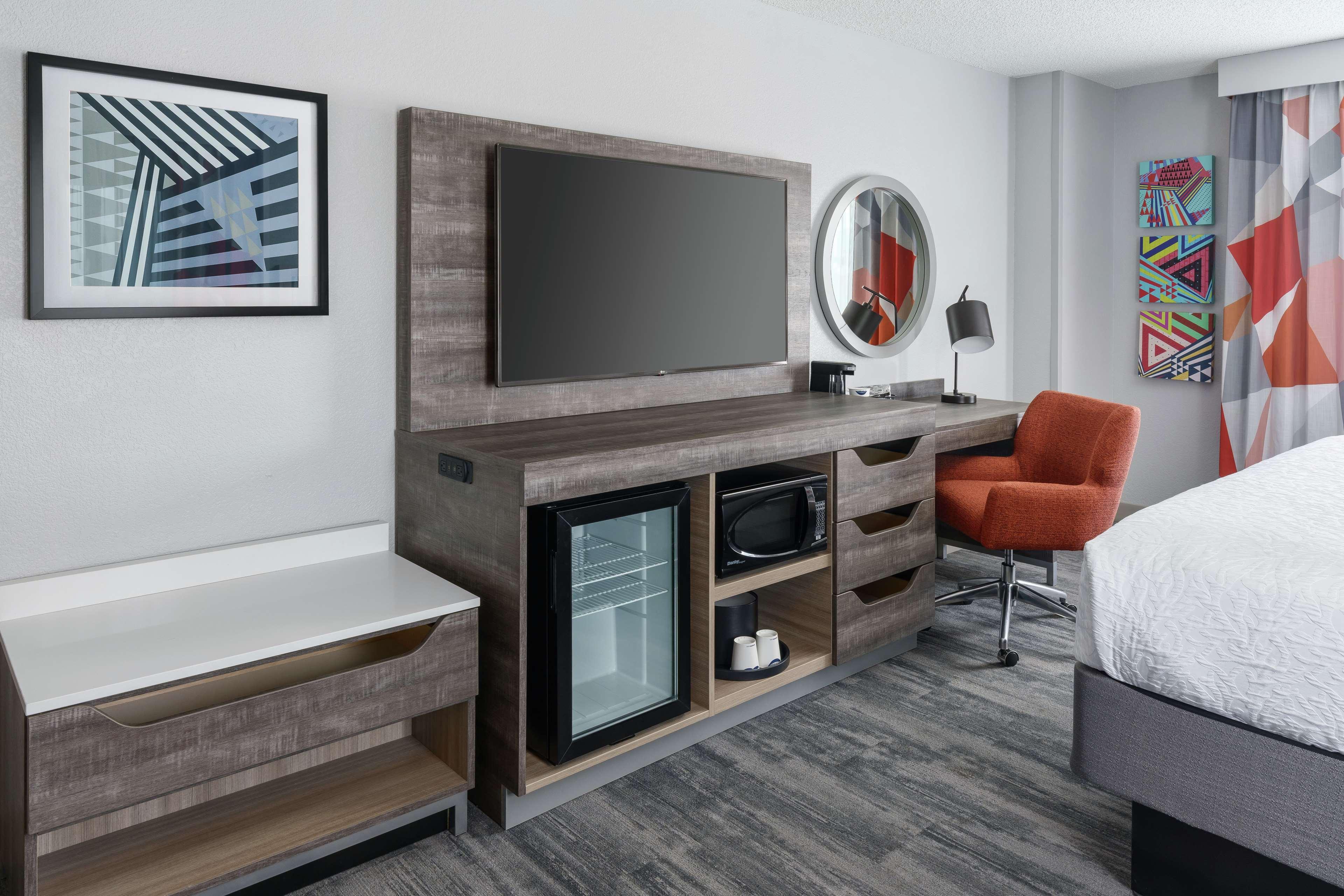 hampton inn and suites tampa ybor city downtown