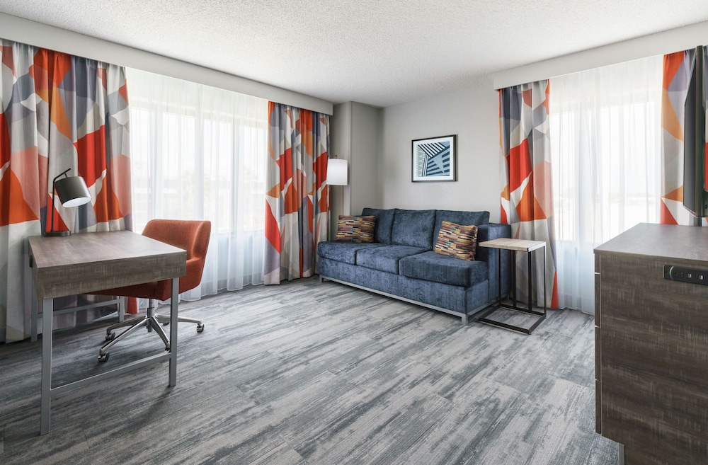 hampton inn and suites tampa ybor city downtown