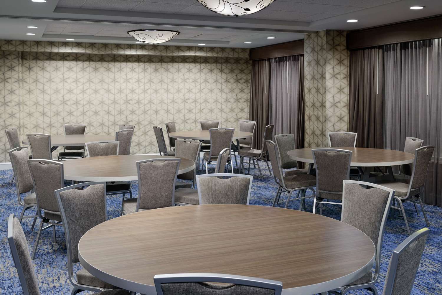 hampton inn and suites tampa ybor city downtown