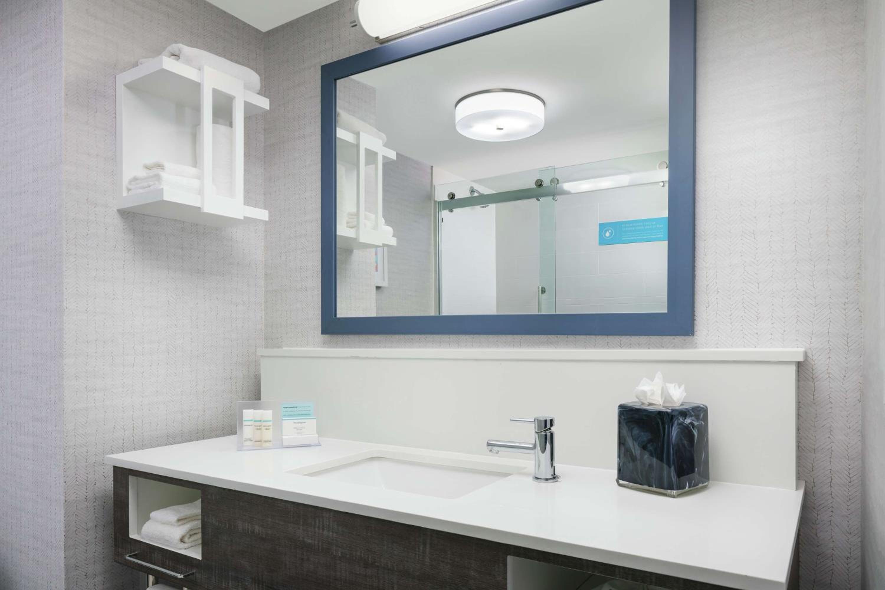 hampton inn and suites tampa ybor city downtown