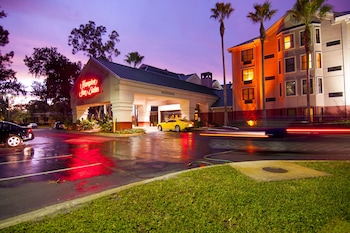 hampton inn and suites tampa north