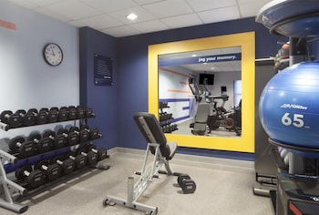 hampton inn and suites tampa north