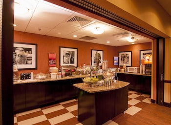hampton inn and suites tampa north