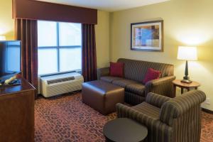 hampton inn and suites tampa north