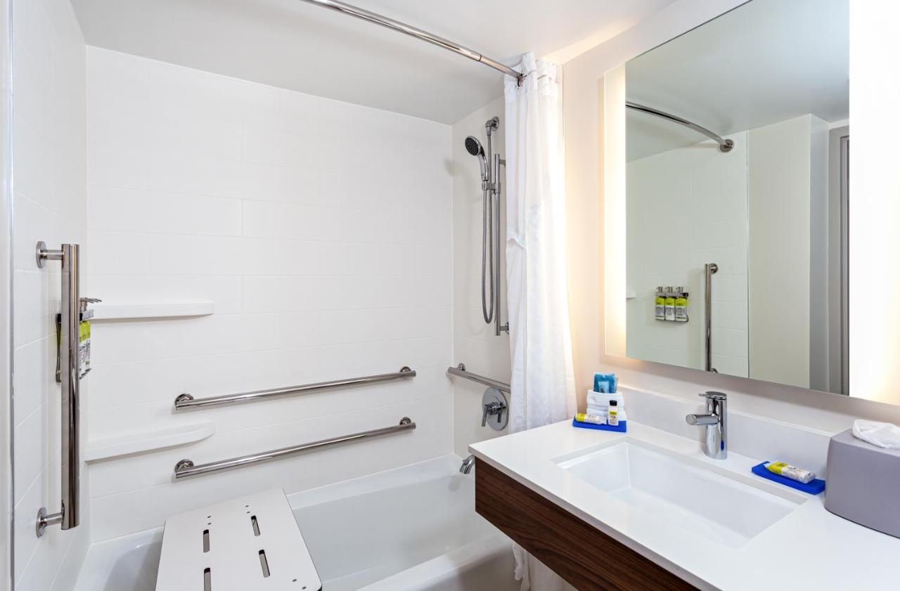 holiday inn express tampa brandon by ihg