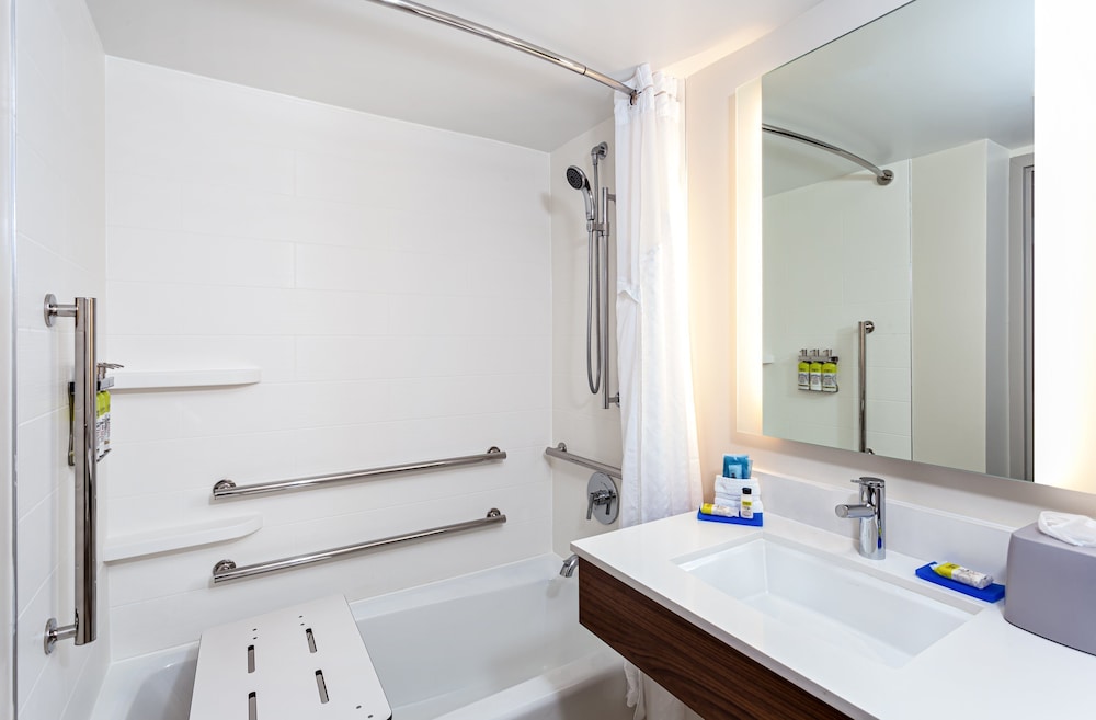 holiday inn express tampa brandon by ihg