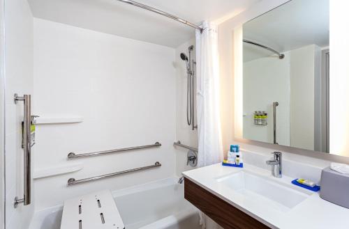 holiday inn express tampa brandon by ihg