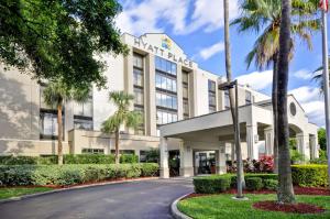 hyatt place tampa airport westshore